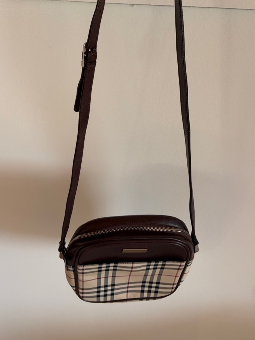 🤎 Burberry 🤎Brown Leather & Beige Nova Check Messenger / Camera Bag - Picture 2 of 6